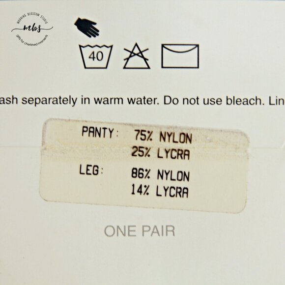 NWT St. John Delicate Sheer Toner Top Pantyhose Style 228 Ivory Size A - Picture 5 of 6